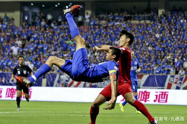 欧冠-维尼修斯破门莫拉塔弑旧主 皇马1-3AC米兰